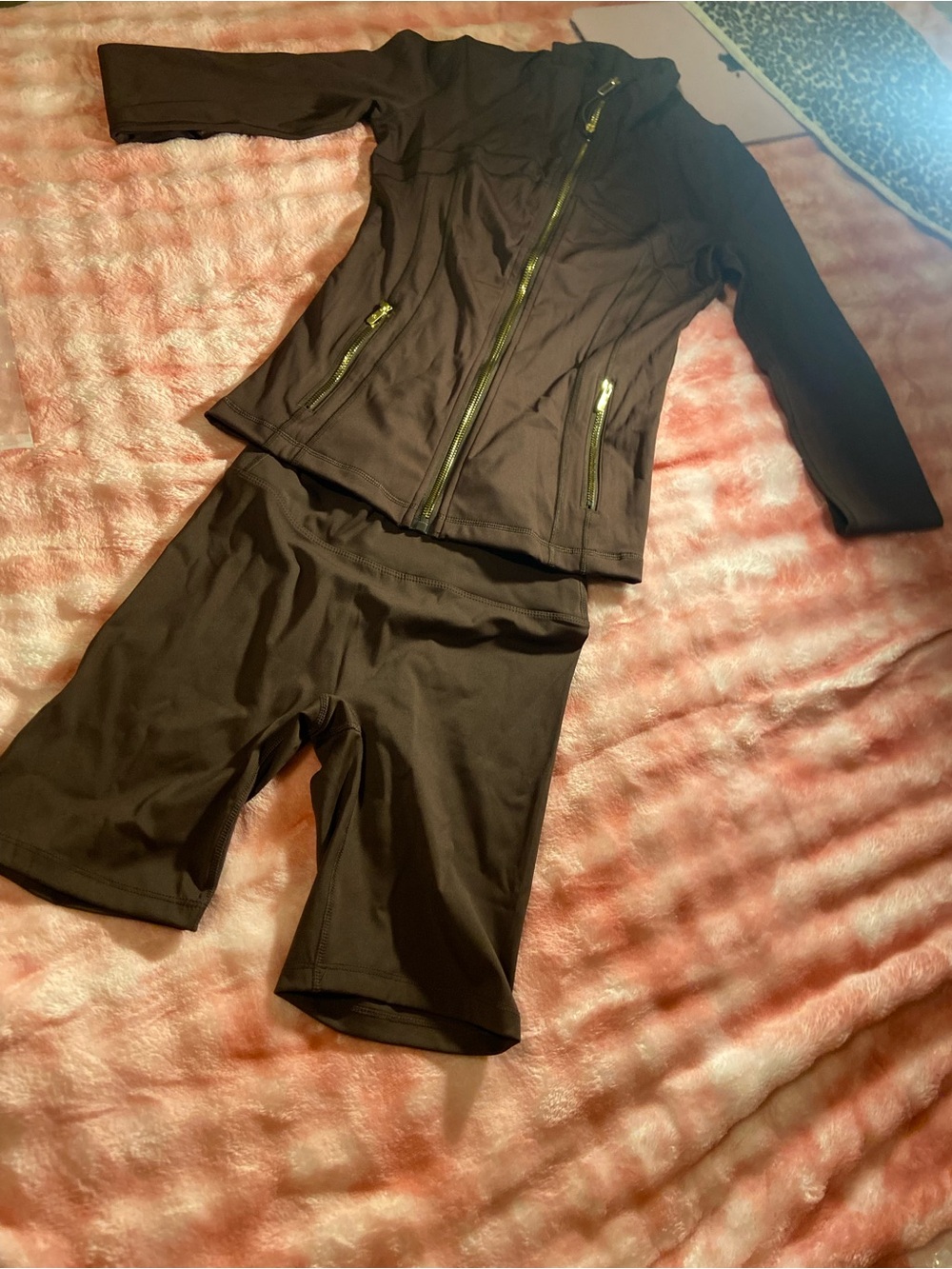 Lululemon Brown Define Jacket bikers shorts set🤎✨